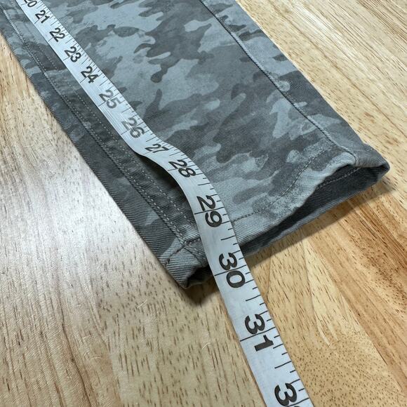 Spanx NWOT Stretch Twill Ankle Cargo Pants Camo Size M Pull-On Slimming Shaping - Picture 11 of 11